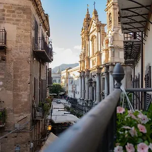 https://casa-salinas-centro-storico.palermohotels.org